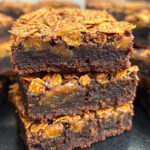 Caramel Cornflake Brownies – Fudgy, Crunchy & Caramel-Loaded